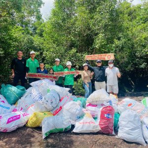 Xóa Một Điểm Đen Rác Tại Suối Tiên – Chặng Đường 650m Gánh Nặng Rác Và Tinh Thần Trách Nhiệm Với Thiên Nhiên Xóa Một Điểm Đen Rác Tại Suối Tiên – Chặng Đường 650m Gánh Nặng Rác Và Tinh Thần Trách Nhiệm Với Thiên Nhiên